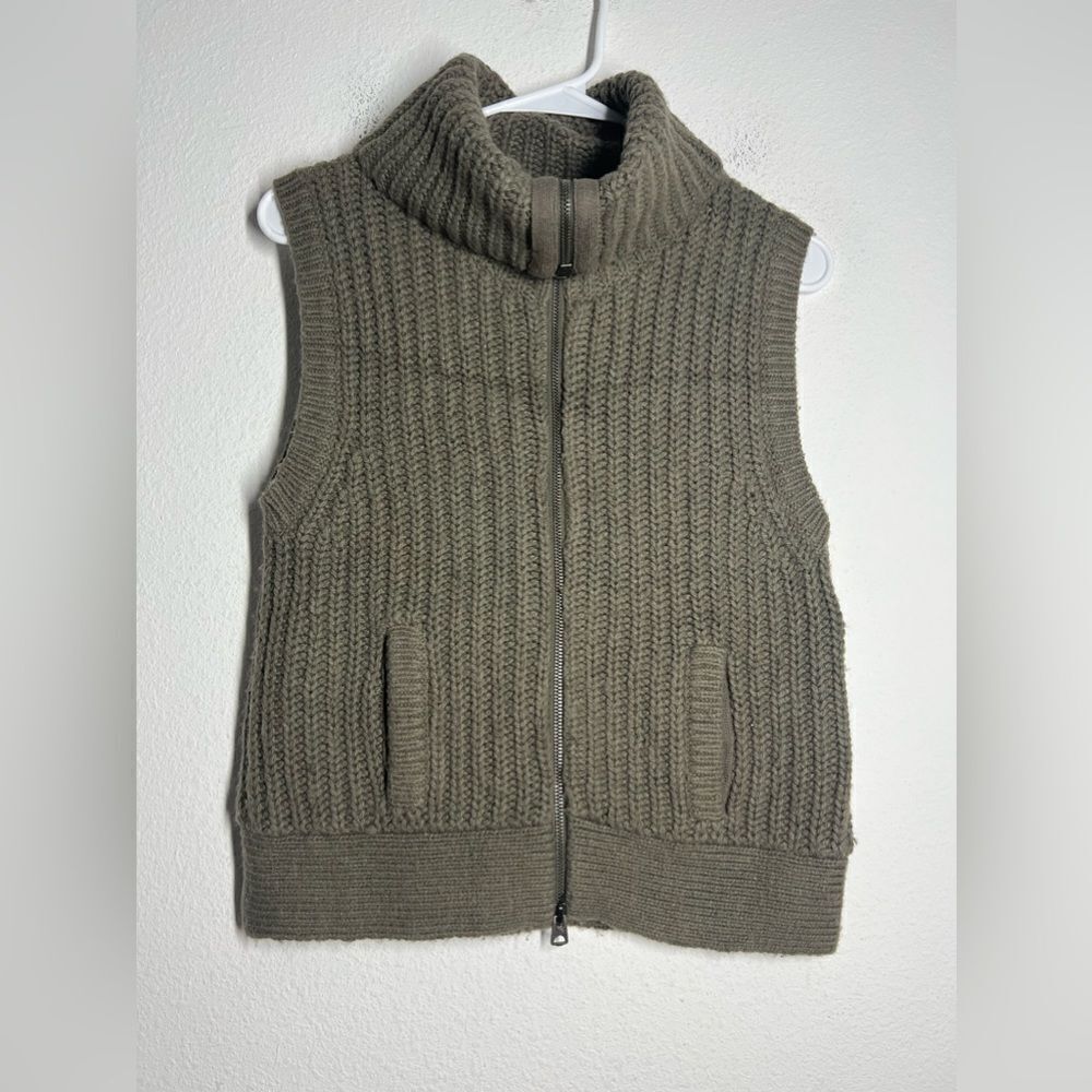 American Eagle SWEATER VEST OLIVE SIZE M Wool Blend Full Zip Turtle Neck